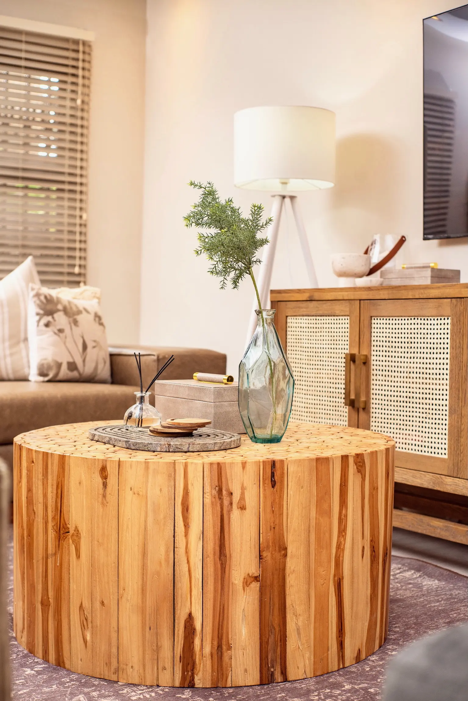 The Modern Farmhouse — inviting atmosphere